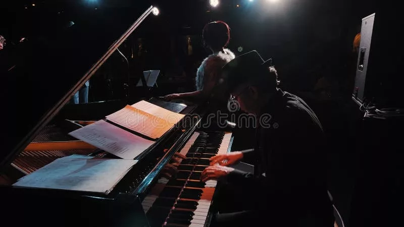 Đàn piano chất lượng cao
