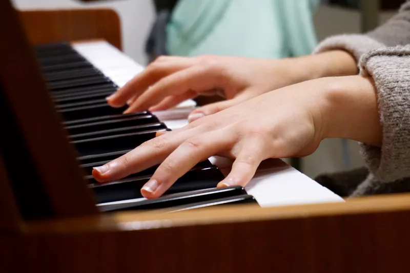 Giải Mã "Địa Chỉ IP" Của Piano Cũ: L lần Dấu Vết Chủ Nhân, Khám Phá Câu Chuyện Ẩ