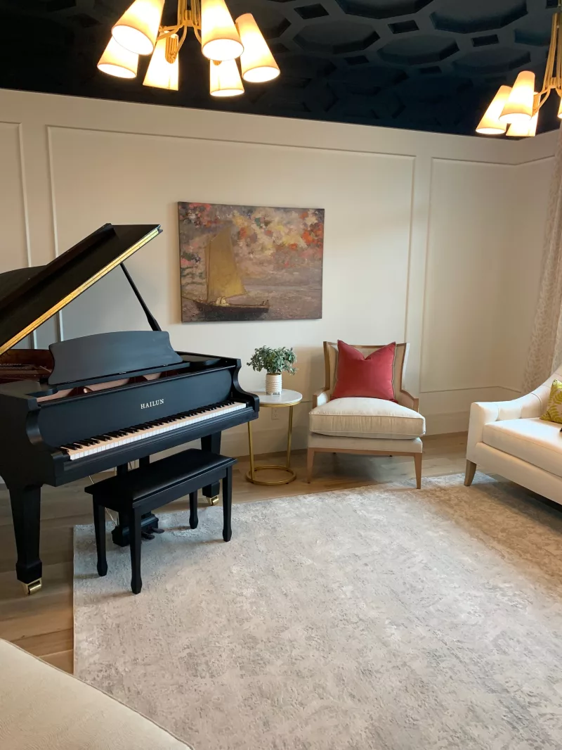 Huyền Thoại Piano Bán Dẫn: Khi Nghệ Thuật Chế Tác Gỗ Gặp Gỡ Công Nghệ Cao Mỹ