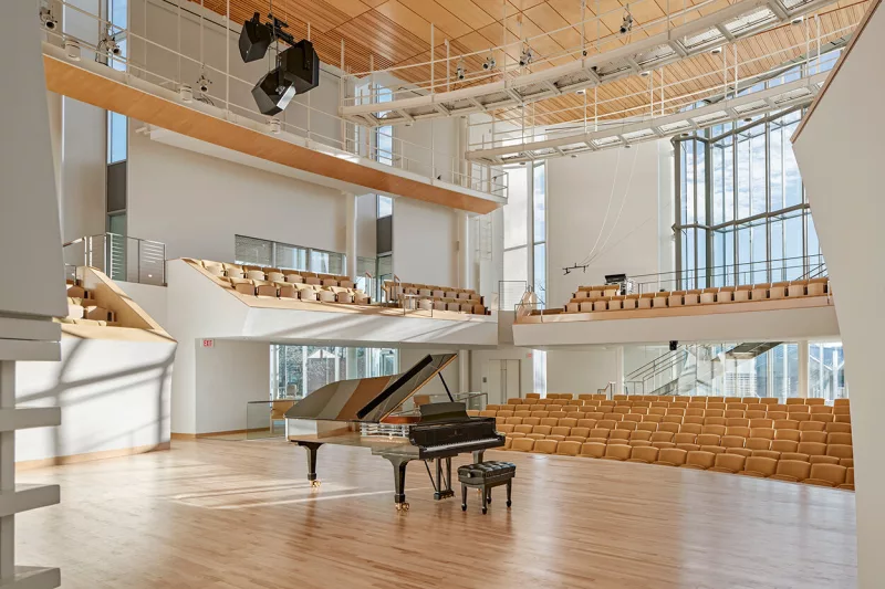 Piano Điện "Không Dây": Tương Lai Kết Nối Âm Nhạc Trong Thời Đại IOT & Công Nghệ 5G