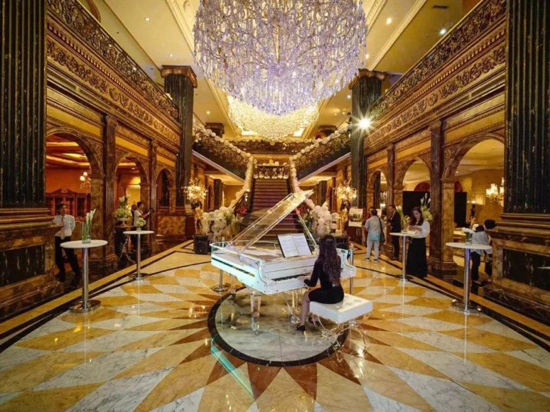 Thám Tử" Piano: Giải Mã Lịch Sử Ẩn Giấu Qua Những Dấu Vết Bị Lãng Quên Trên Piano Cũ