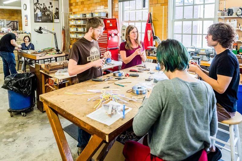 Từ Trường North Bennet Street: Nơi Đam Mê Chế Tác Piano Mở Ra Con Đường Sự Nghiệ