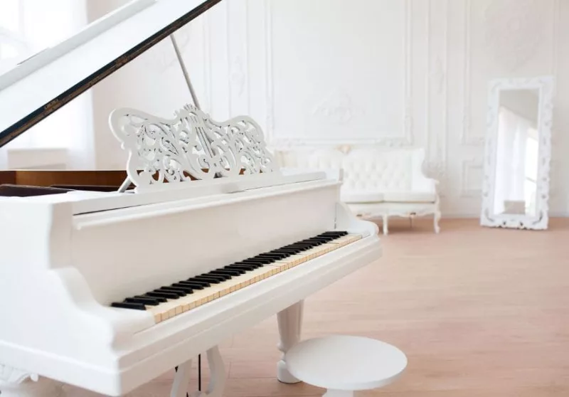 Vượt Thời Gian": Từ Chiến Trường Đến Sân Khấu – Di Sản Âm Nhạc Của Piano Chiến T